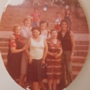 Mujeres de la flia Csizmás